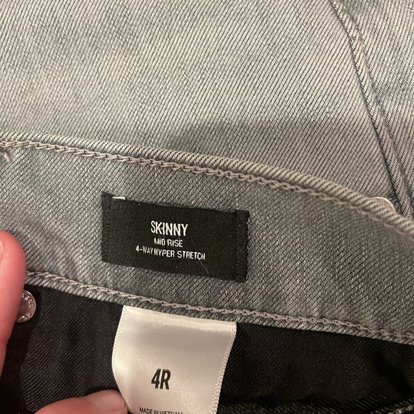 Express Midrise Skinny Jean size 4 - Picture 8 of 9